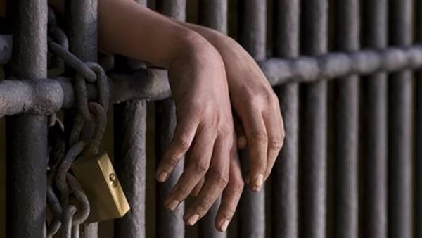 حبس 4 اعتدوا على شاب حاول منعهم من معاكسة فتاتين في الفيوم
