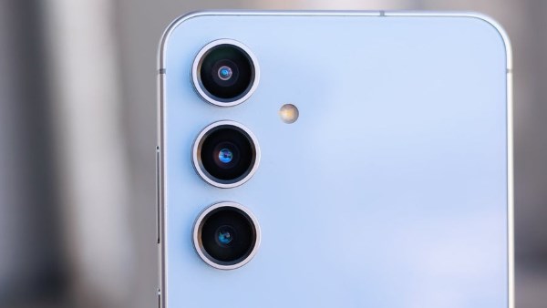 تطوير برمجيات Galaxy S25 FE بدأ بالفعل.. هل سيُخيّب المعالج الآمال؟