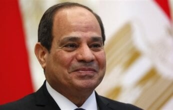 الرئيس السيسي يبحث مع وزير الزراعة مستجدات تطوير محطة الزهراء للخيول العربية