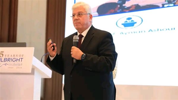 أبرزها اعتماد برامج دراسية جديدة.. ماذا قدمت التعليم العالي خلال أسبوع؟