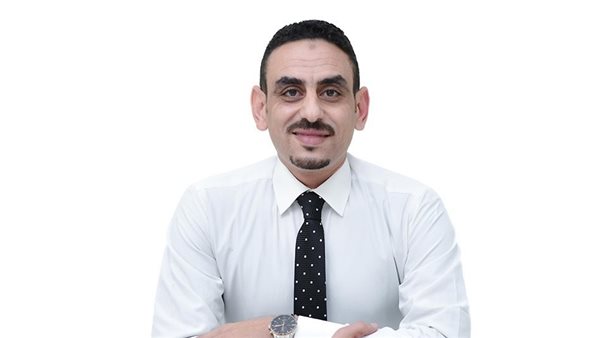 باسم الجمل: الرئيس السيسي انتصر لحقوق العمال باعتبارهم شركاء التنمية وسواعد الوطن