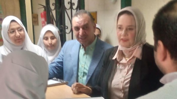 مدير التامين الصحي بدمياط: يسروا الأمر على المرضى