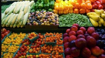 المانجو البلدي بـ 50 جنيهاً.. أسعار الخضروات والفاكهة اليوم الأحد 4 مايو 2025