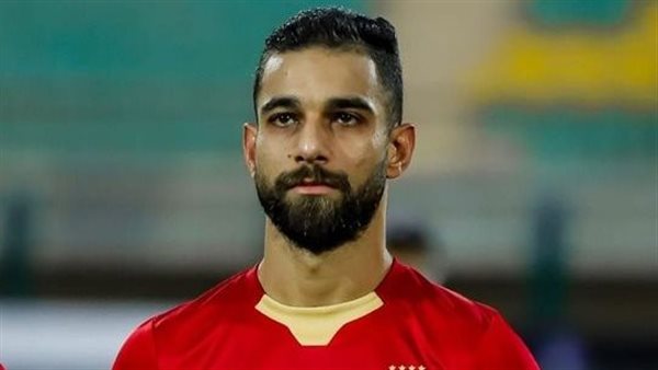 نجم الزمالك يكشف حقيقة طلب الأهلي رحيل عمرو السولية