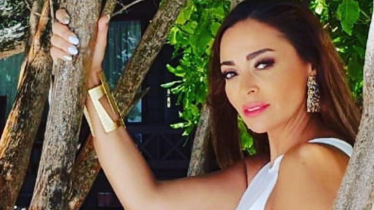 فستان كاجوال .. داليا البحيري تخطف الأنظار بظهورها الأخير