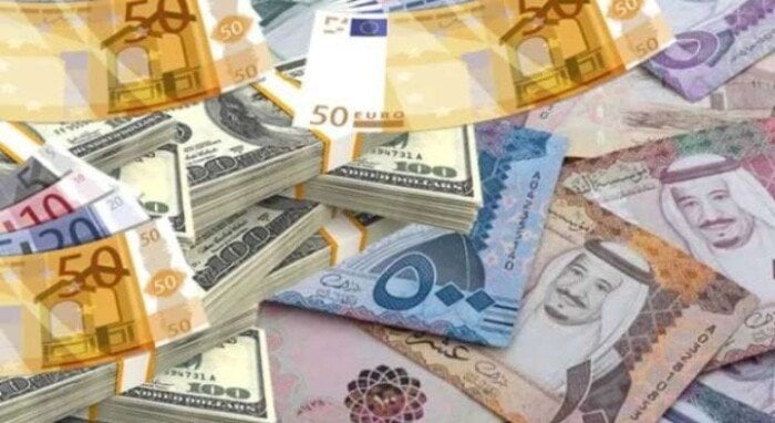 الدينار الكويتي بكام؟.. أسعار العملات العربية والأجنبية في مصر اليوم الأحد 4-5-2025
