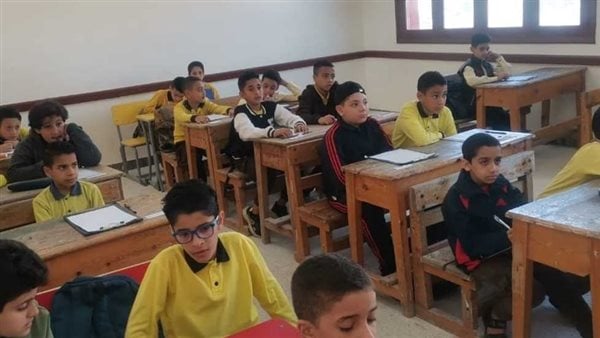 استعدادات بمحافظة الجيزة لعقد امتحانات صفوف النقل والشهادة الإعدادية