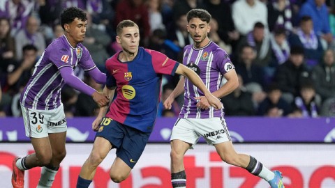 برشلونة يفلت من هزيمة أمام بلد الوليد برشلونة يفلت من هزيمة أمام بلد الوليد