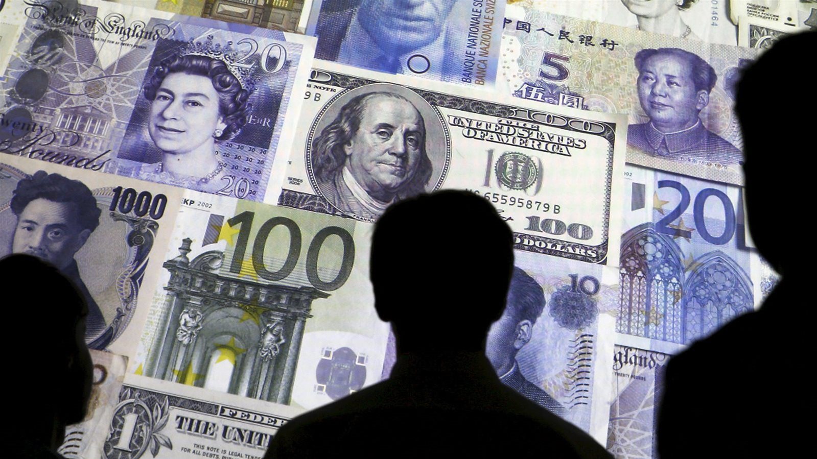 تباين أسعار العملات الأجنبية مستهل اليوم