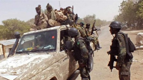 مقتل 11 جنديا على الأقل في هجوم لجهاديين على قاعدة عسكرية في نيجيريا