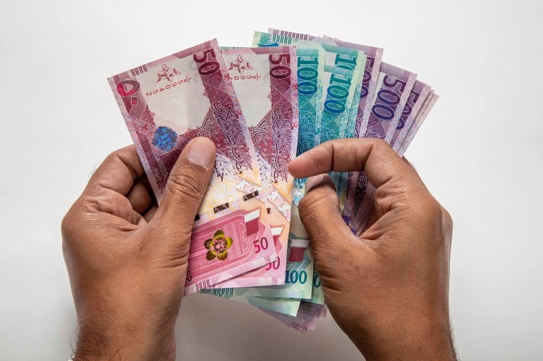  أسعار العملات والمعادن الثمينة بالدولار الأمريكي