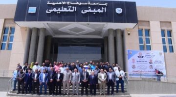 رئيس جامعة سوهاج: وحدة السكتة الدماغية بالمستشفى الجامعي تضم أحدث جهاز قسطرة على مستوى الجمهورية