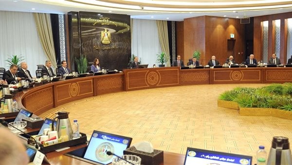 تكليف من مدبولي للمحافظين بالاستعداد للانتخابات.. ويؤكد: لن نقبل باستمرار دوامة مخالفات البناء