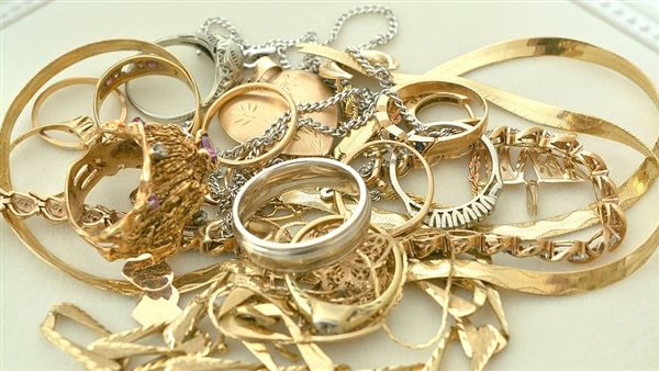 أسعار الذهب اليوم الأحد 4 – 5 – 2025