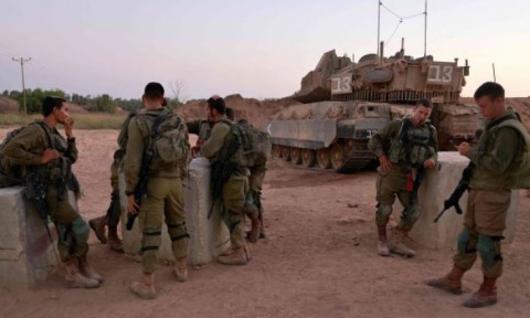 تحقيق اسرائيلي يكشف تفاصيل جديدة حول هجوم 7 أكتوبر: الجنود في “زيكيم” فروا هاربين خوفًا من رصاص المقاومة