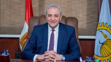 محافظ الغربية يتابع الأعمال الجارية في كورنيش المحلة الجديد.. صور