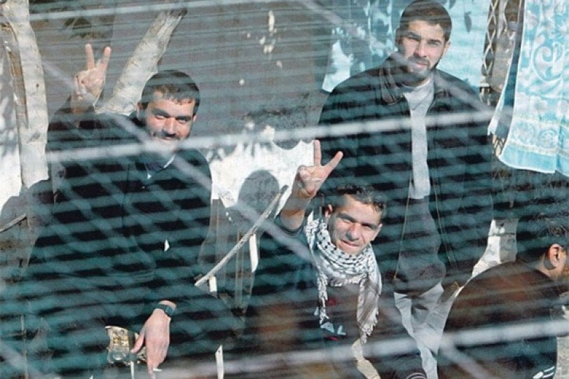 استشهاد معتقل فلسطينى.. و«شئون الأسرى»: سجن النقب سجل جرائم مهولة