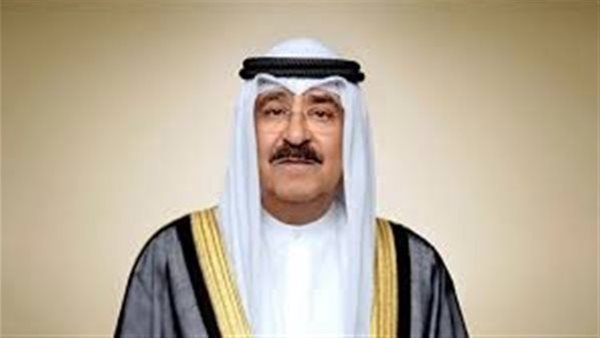 أمير الكويت يتسلم رسالة خطية من أمير قطر حول آخر المستجدات الإقليمية والدولية