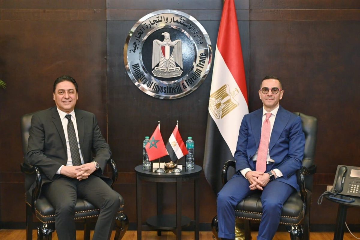 وزير الاستثمار يبحث مع نظيره المغربي سبل تطوير الشراكة الاقتصادية بين البلدين
