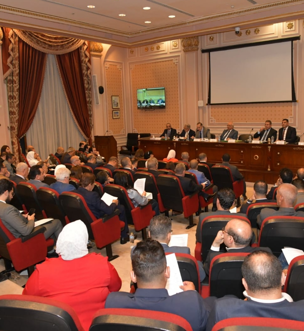النائب ضياء الدين داود يهاجم مشروع قانون الإيجار القديم:« نحن أمام سابقة أولى في تنازع أحكام الدستورية وهو ما يحتاج لإعادة دراسة من الجميع »