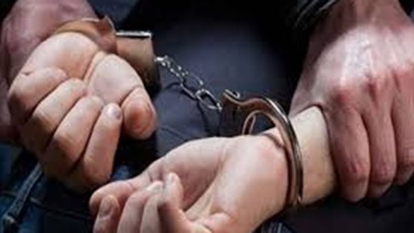 التحقيق مع طالب ادعى وجود تجاوزات بمدخل ميناء القاهرة الجوي