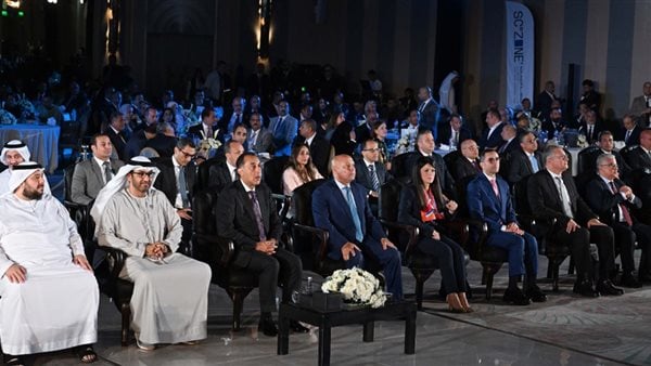 مدبولي: العلاقات بين مصر والإمارات ليست دبلوماسية أو اقتصادية فقط بل روابط أخوية