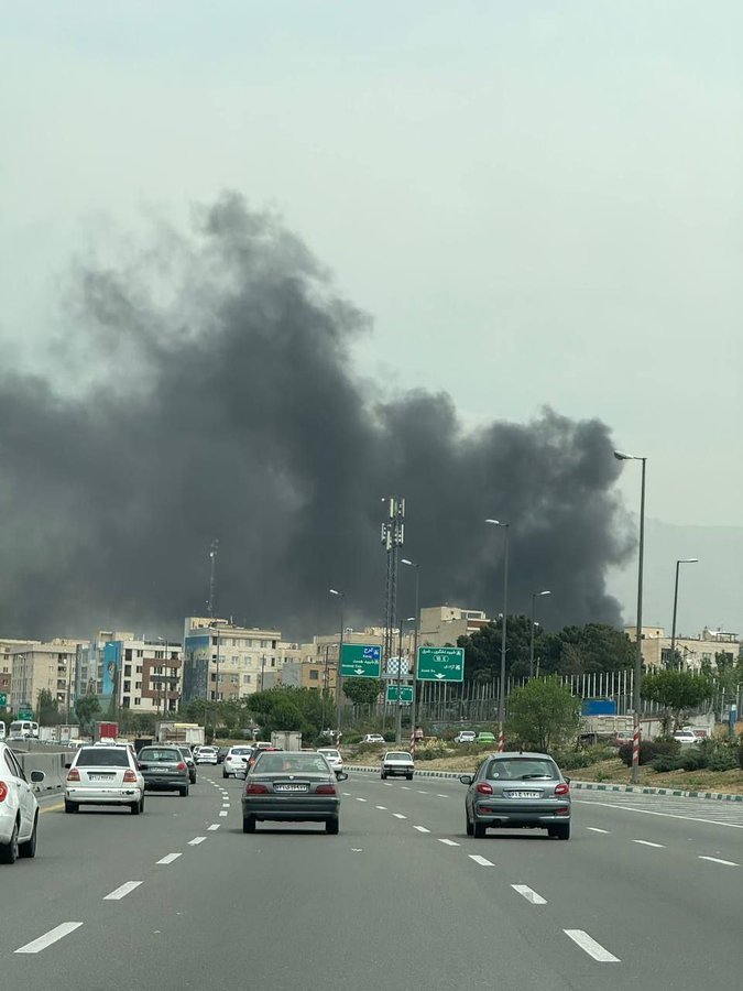 «حريق غامض في إيران».. انفجار يهز مدينة مشهد بعد هجوم الحوثيين على إسرائيل