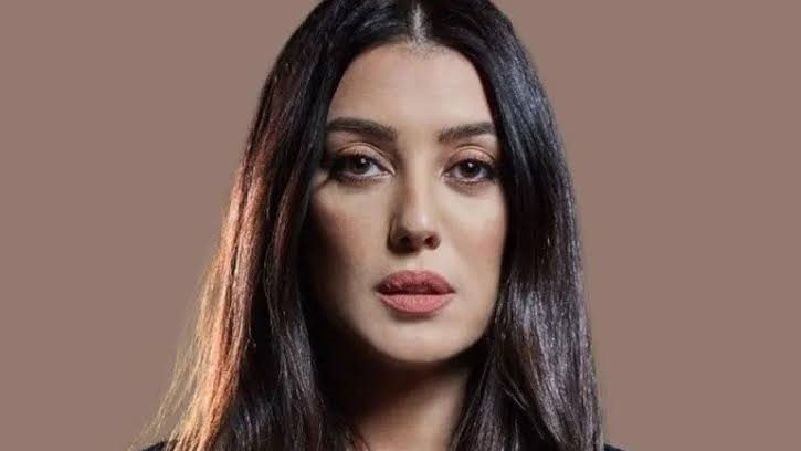 كندة علوش: عمرو يوسف بيخليني مطمنة وأسرتي في المقام الأول