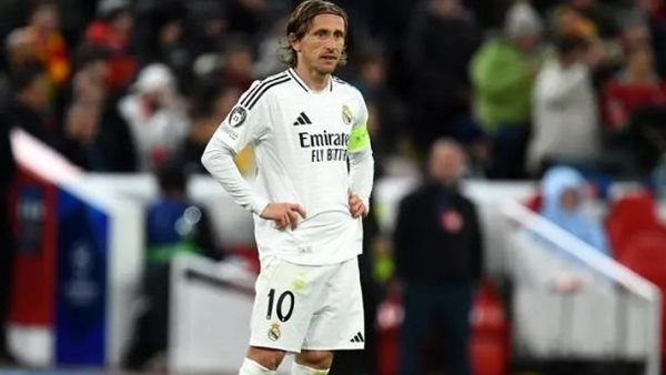 هل يترك مودريتش بصمته الأخيرة في الكلاسيكو؟