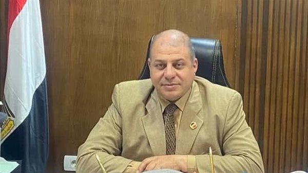 احمد توفيق ابن قنا ألاول جمهوريا في مسابقة المبتكر الصغير