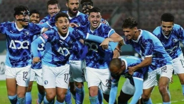 القمة تهتز.. تعليق ناري من فتحي سند على هزيمة بيراميدز من فاركو بالدوري
