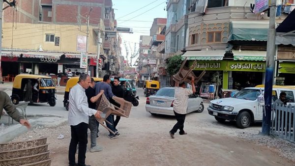 إزالة 280 اشغال طريق و 19حاجزاً خرسانيا بالبحيرة