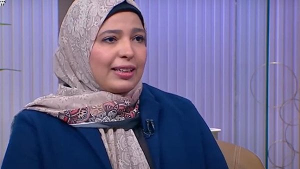 أمينة الفتوى: يجوز للسيدات ارتداء أجمل ما لديهن من ملابس عند أداء فريضة الحج أمينة الفتوى: يجوز للسيدات ارتداء أجمل ما لديهن من ملابس عند أداء فريضة الحج