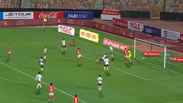 في الدقيقة 27.. كوكا يسجل الهدف الثاني للأهلي في شباك حرس الحدود في الدقيقة 27.. كوكا يسجل الهدف الثاني للأهلي في شباك حرس الحدود