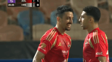 الدوري المصري الممتاز: أحمد نبيل كوكا يسجل الهدف الثاني للأهلي في مرمى حرس الحدود في الدقيقة 27