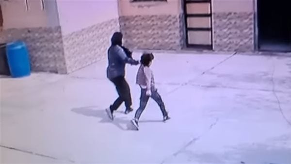 بعد تعنيفها لطالب مريض بالسكر ومنعه من دخول الحمام.. استبعاد مدرسة حدائق القبة لحين الانتهاء من التحقيقات
