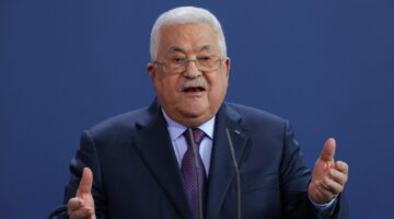 الرئيس الفلسطيني: نسعى لوقف الاعتداءات وتطبيق حل الدولتين