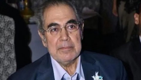 الفنان صبري عبد المنعم يدخل العناية المركزة