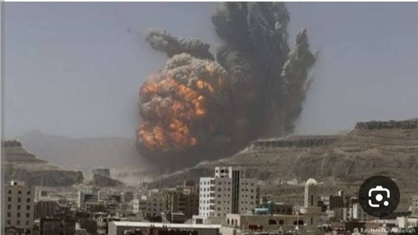 انفجارات عنيفة تهز العاصمة اليمنية صنعاء