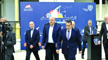 الجيش اللبناني يتسلم فلسطينياً مشتبهاً بإطلاق صواريخ
