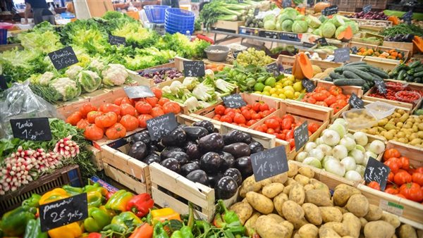 أسعار الخضروات والفاكهة بالغربية اليوم الإثنين 5 مايو 2025