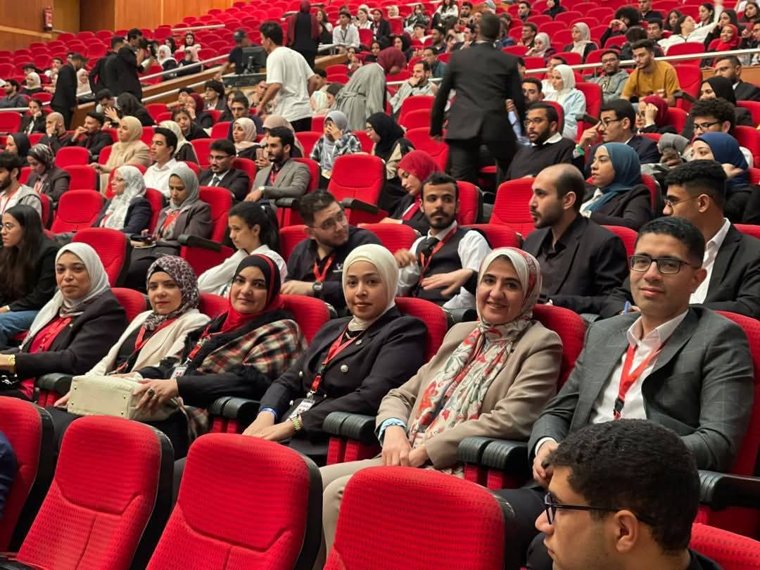 فرق جامعة بورسعيد تقدم أفكارا مبتكرة بمسابقة ريادة الأعمال