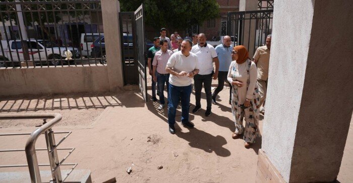 محافظ أسيوط يوجه بإخلاء 11 جمعية أهلية غير مقننة أوضاعها