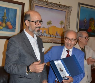 مراكش تكرم الإعلامي والباحث مصطفى غلمان وتقرأ كتابه الجديد “في سوسيولوجيا الإعلام والرقمنة”