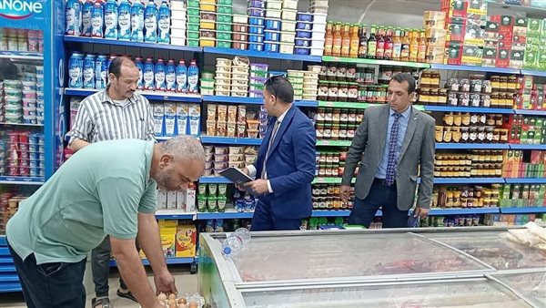 حملات تموينية مستمرة لضبط الأسواق والمخابز البلدي بالمنيا