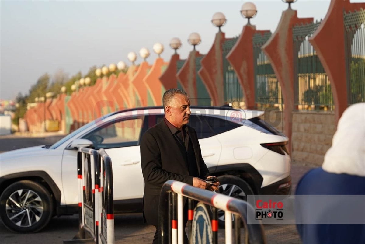 بدء عزاء الدكتور وليد مصطفى رئيس مجلس أمناء القاهرة 24 بشرطة زايد.. وعمرو الفقي وإسماعيل فرغلي أول الحاضرين
