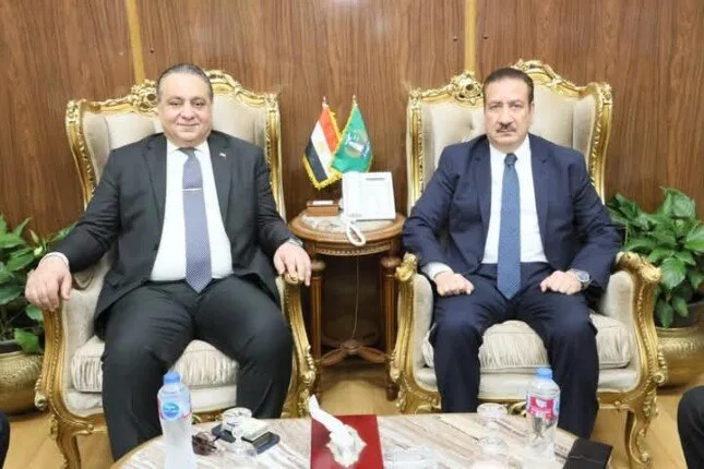 محافظ المنوفية يلتقى وفد الهيئة العامة للتحكيم واختبارات القطن