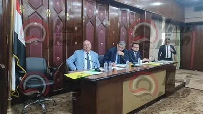 الحكومة توافق على تعديلات قانون مزاولة مهنة الصيدلة بعد مناقشات نيابية