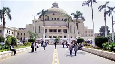 نائب رئيس جامعة القاهرة ينفي زيادة مصروفات المدن الجامعية إلى 4 آلاف جنيه