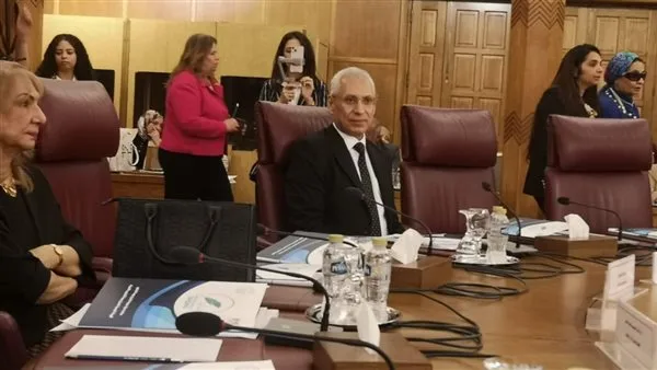 رئيس جامعة المنيا يشارك في مبادرة بداية جديدة "لضمان جودة التعليم "برحاب جامعة الدول العربية
